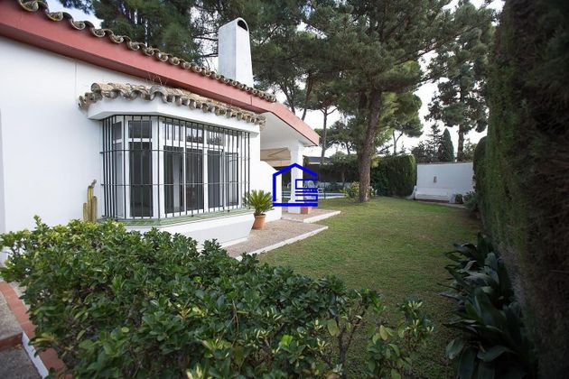 Foto 2 de Alquiler de chalet en Vistahermosa  - Fuentebravía de 5 habitaciones con terraza y piscina