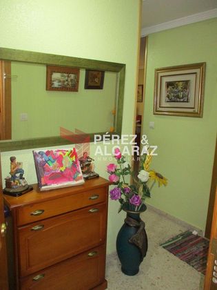 Foto 2 de Piso en venta en calle Tucumán de 3 habitaciones y 84 m²