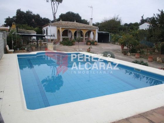 Foto 1 de Xalet en venda a calle Chalets Acebuchal de 3 habitacions amb terrassa i piscina
