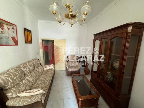 Foto 1 de Casa en venda a calle Ancha de 4 habitacions amb terrassa
