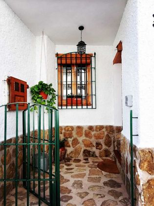 Foto 2 de Xalet en venda a calle Caritas de 3 habitacions amb terrassa i calefacció