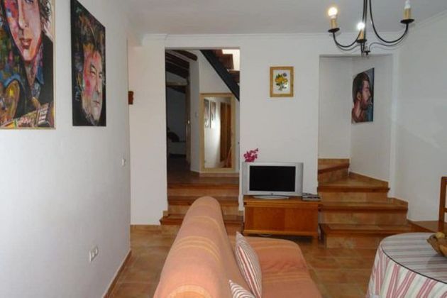Foto 2 de Pis en venda a Puerta de Segura (La) de 3 habitacions amb terrassa i balcó
