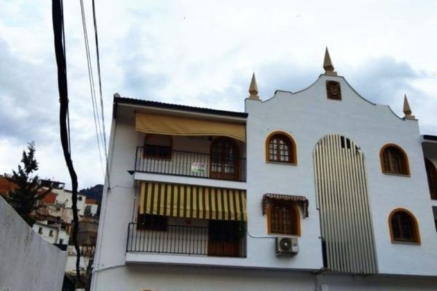 Foto 1 de Pis en venda a calle Cl Mercado de 3 habitacions amb terrassa