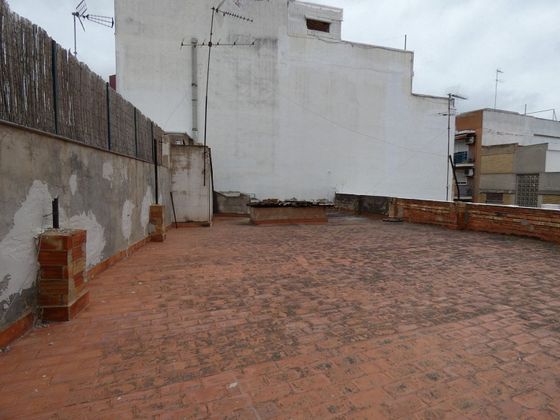 Foto 1 de Casa en venda a Centro Ciudad de 3 habitacions amb terrassa i garatge