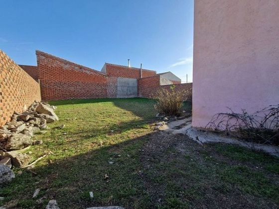 Foto 2 de Xalet en venda a Cabezas del Villar de 3 habitacions amb garatge i jardí