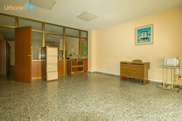 Foto 2 de Oficina en venda a Casco Antiguo - Centro amb calefacció i ascensor