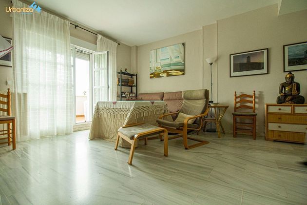 Foto 1 de Venta de piso en Las Vaguadas - Urb. del Sur de 2 habitaciones con terraza y piscina