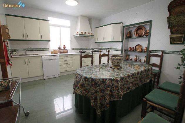 Foto 2 de Piso en venta en Casco Antiguo - Centro de 6 habitaciones con terraza y aire acondicionado
