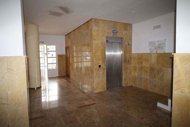 Foto 1 de Alquiler de piso en calle De Churruca de 3 habitaciones con garaje y calefacción