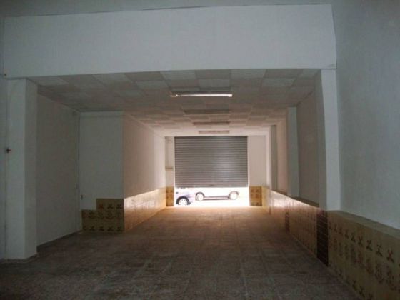 Foto 2 de Alquiler de local en calle Antares de 83 m²
