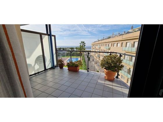 Foto 1 de Alquiler de piso en calle De Rafael Casanova de 3 habitaciones con terraza y piscina