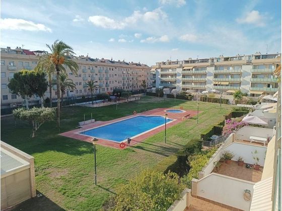 Foto 2 de Pis en lloguer a Pla de Sant Pere-Les Salines de 3 habitacions amb terrassa i piscina