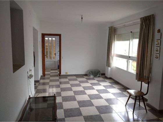 Foto 2 de Casa en venda a Alborache de 3 habitacions amb garatge i jardí