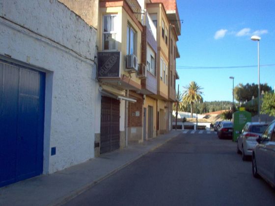 Foto 1 de Venta de casa en Turís de 1 habitación con terraza y aire acondicionado