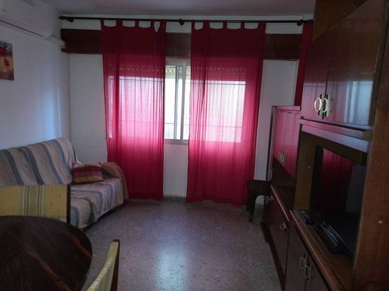 Foto 1 de Casa en alquiler en Macastre de 3 habitaciones y 80 m²
