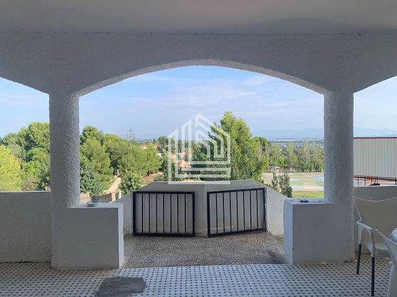 Foto 2 de Chalet en venta en Riba-roja de Túria de 3 habitaciones con terraza y piscina