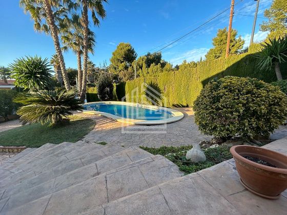 Foto 2 de Xalet en venda a Olocau de 5 habitacions amb terrassa i piscina