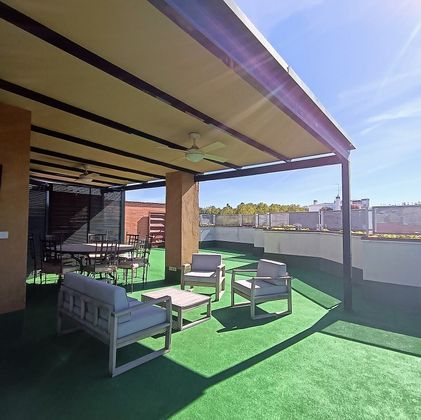 Foto 2 de Alquiler de ático en Valdemarín de 4 habitaciones con terraza y piscina