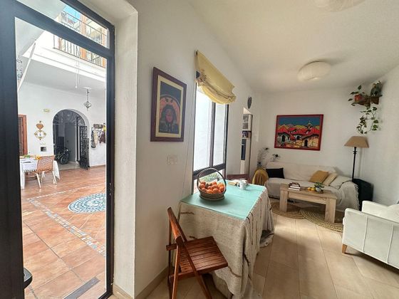 Foto 1 de Venta de piso en Sta. Marina - San Andrés - San Pablo - San Lorenzo de 3 habitaciones con terraza y aire acondicionado