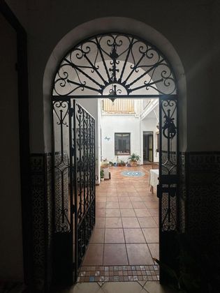 Foto 2 de Venta de piso en Sta. Marina - San Andrés - San Pablo - San Lorenzo de 3 habitaciones con terraza y aire acondicionado