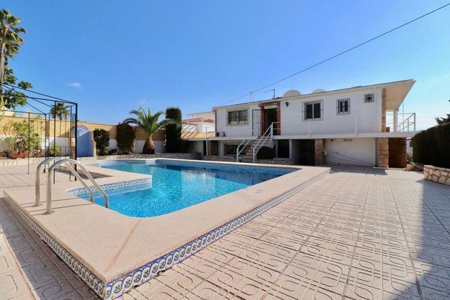 Foto 2 de Chalet en venta en Rincón de Loix de 3 habitaciones con terraza y piscina