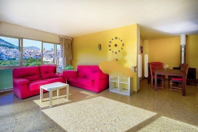 Foto 2 de Venta de piso en Callosa d´En Sarrià de 4 habitaciones con piscina y jardín