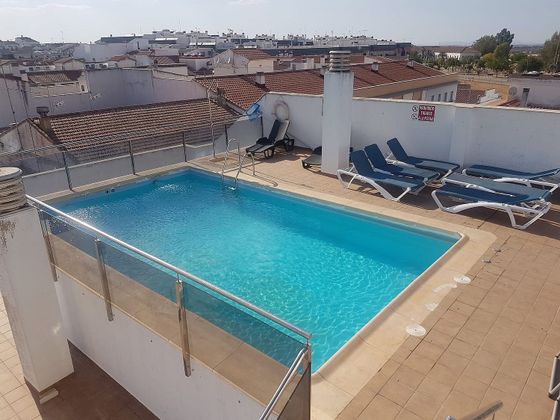 Foto 1 de Venta de piso en Pozoblanco de 2 habitaciones con terraza y piscina