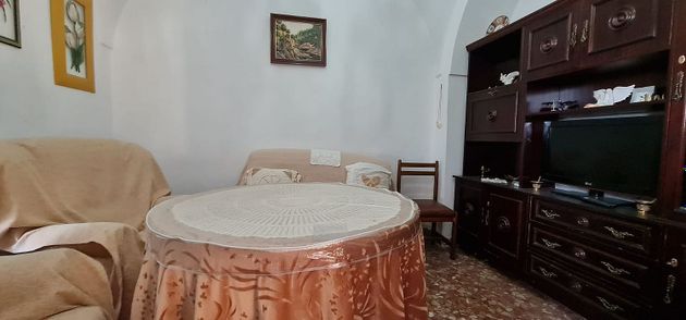 Foto 2 de Casa adossada en venda a Villanueva de Córdoba de 5 habitacions amb terrassa i balcó