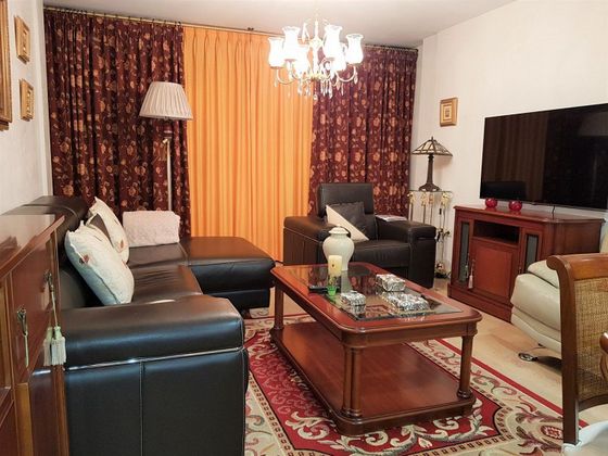Foto 2 de Piso en venta en Xàtiva de 4 habitaciones con aire acondicionado y calefacción