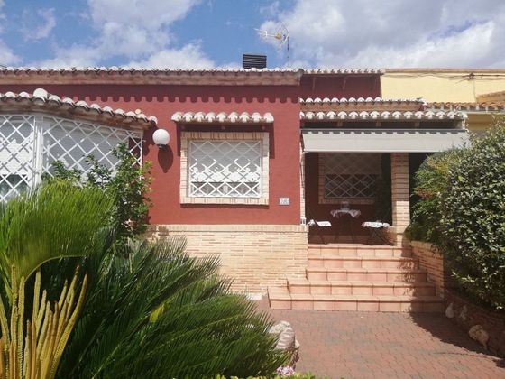 Foto 1 de Casa adosada en venta en Benisuera de 3 habitaciones con piscina y jardín