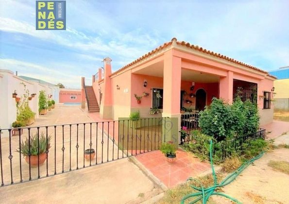 Foto 2 de Chalet en venta en Font de la Figuera (la) de 4 habitaciones con terraza y piscina
