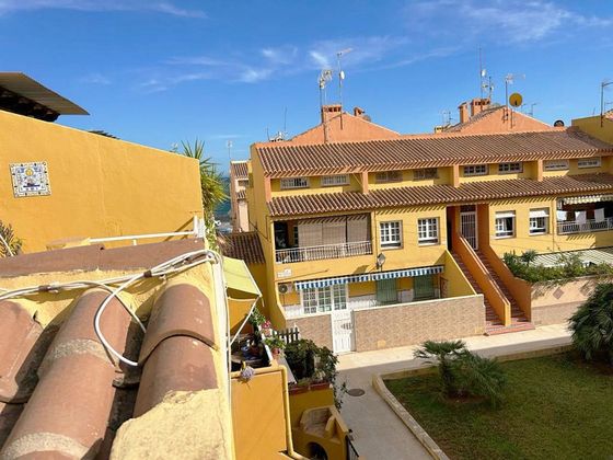 Foto 1 de Àtic en venda a  El Acequión - Los Naúfragos de 3 habitacions amb jardí i balcó