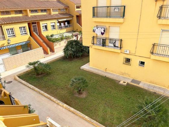 Foto 2 de Ático en venta en  El Acequión - Los Naúfragos de 3 habitaciones con jardín y balcón