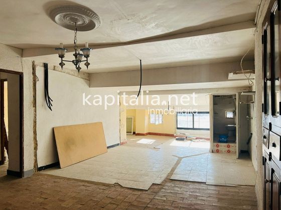 Foto 2 de Dúplex en venda a Bocairent de 4 habitacions amb terrassa i balcó