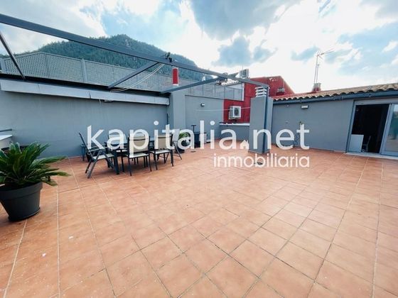 Foto 2 de Ático en venta en Xàtiva de 3 habitaciones con terraza y aire acondicionado