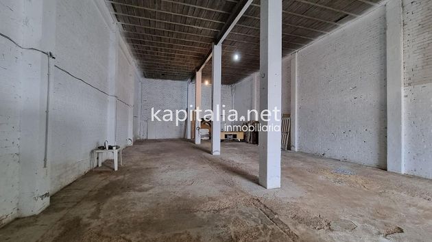 Foto 2 de Nave en venta en Albaida de 270 m²