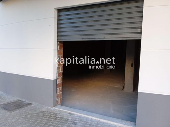 Foto 2 de Local en alquiler en Xàtiva de 119 m²