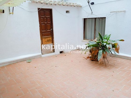 Foto 1 de Piso en venta en Xàtiva de 5 habitaciones con terraza y balcón