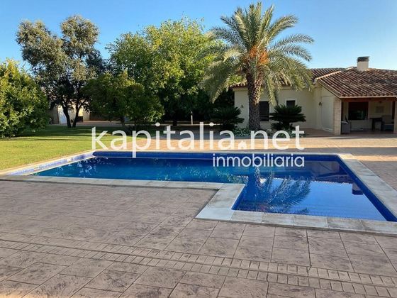 Foto 2 de Xalet en venda a Ontinyent de 5 habitacions amb terrassa i piscina