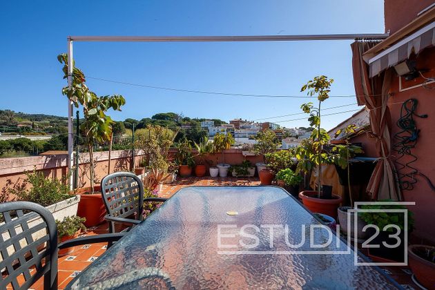 Foto 1 de Venta de dúplex en Arenys de Mar de 3 habitaciones con terraza y piscina