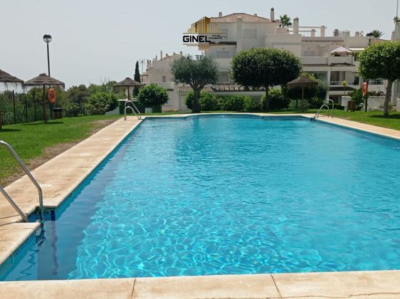Foto 2 de Pis en venda a Río Real de 2 habitacions amb terrassa i piscina