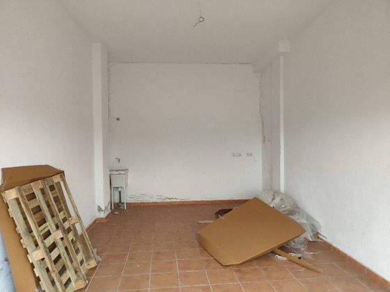 Foto 2 de Garatge en venda a vía Sucronense de 18 m²