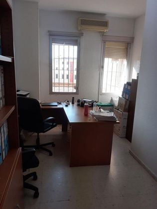 Foto 2 de Oficina en lloguer a Casco Antiguo - Centro de 55 m²