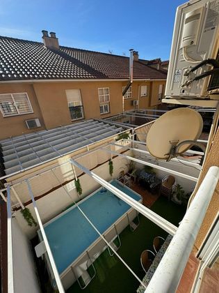 Foto 1 de Venta de casa en Avda. Elvas de 4 habitaciones con terraza y piscina