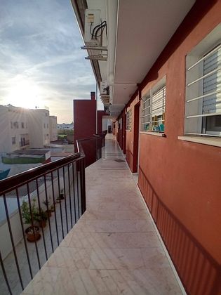 Foto 1 de Dúplex en venda a San Roque - Ronda norte de 2 habitacions amb terrassa i garatge