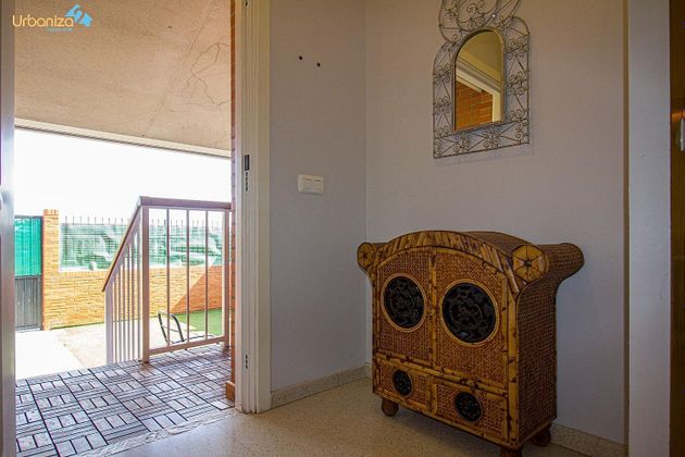 Foto 2 de Venta de casa en San Roque - Ronda norte de 3 habitaciones con terraza y garaje