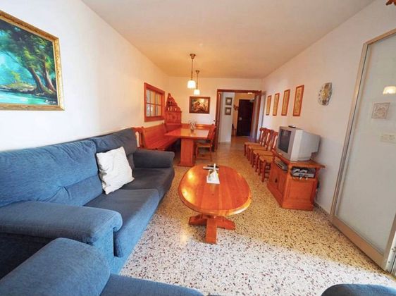 Foto 2 de Pis en venda a Campello Playa de 4 habitacions amb terrassa i piscina