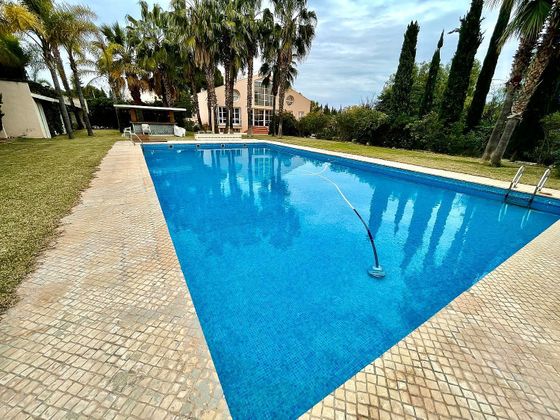 Foto 1 de Xalet en venda a Almajada-Ravel de 4 habitacions amb terrassa i piscina
