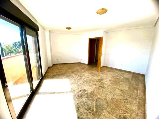 Foto 2 de Piso en venta en Santa Faz de 3 habitaciones con terraza y garaje