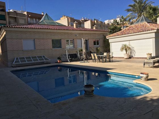 Foto 1 de Venta de chalet en Altabix de 10 habitaciones con terraza y piscina